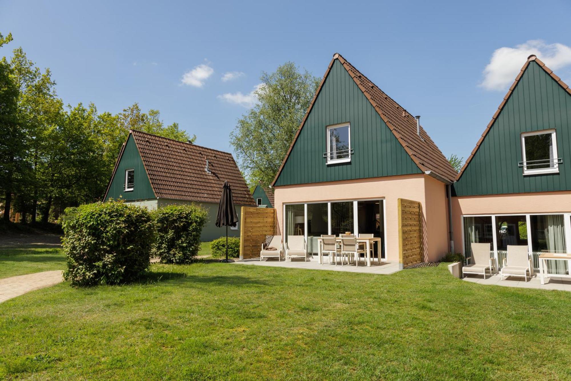 Center Parcs Eifel Mosel Nuerburgring Hotell Gunderath Exteriör bild